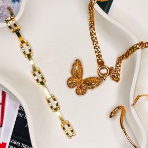 ظرف دفرمه طرح ساده